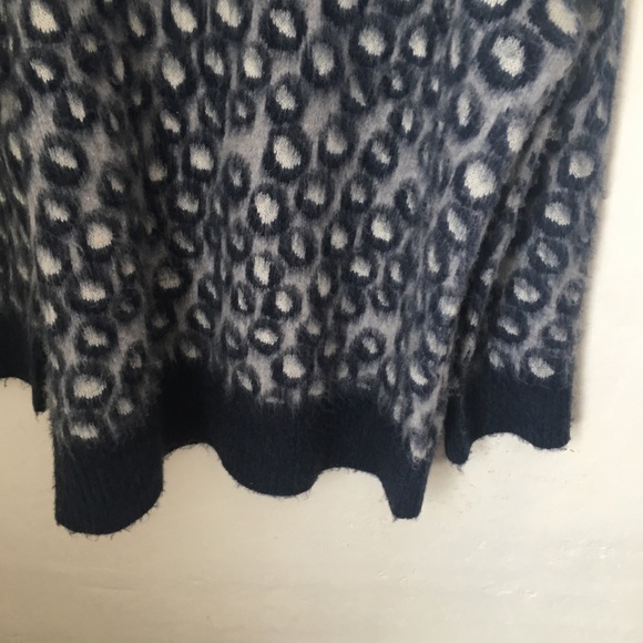 NWT Current/ Elliot Oversized Blue Cali Leopard Animal Print Sweater - Picture 5 of 6